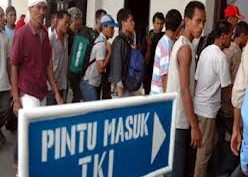 Migran CARE: Jokowi Harus Bahas Perlindungan TKI
